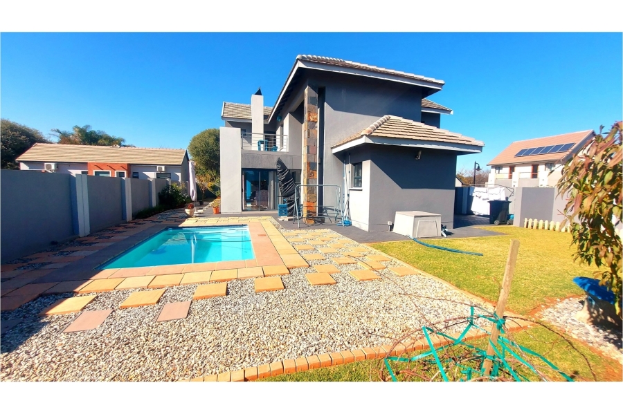 4 Bedroom Property for Sale in Melodie North West